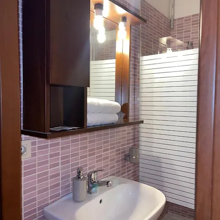 Meret Bed & Breakfast 2*