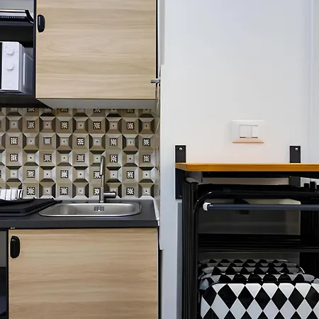 1 Minuto Da San Pietro - Nicole House Apartment Rome