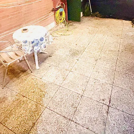 Apartment Benny House In The Park Close To Gemelli And Fl3 To S Peter And Center