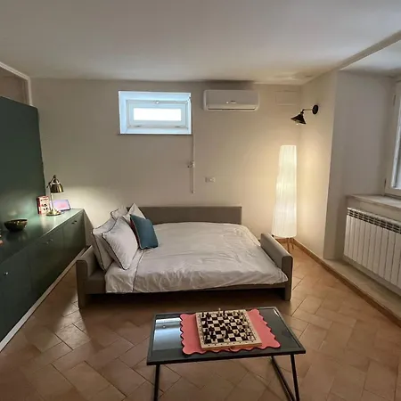Apartment Peaceful Hidden Gem Near Metro A And Colosseum Rom