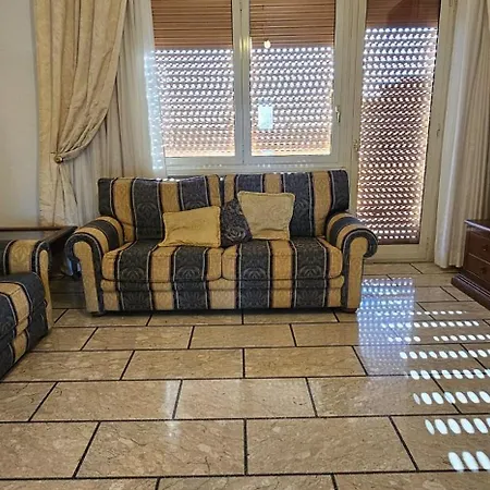 Australian House - Bufalotta Apartment Rome