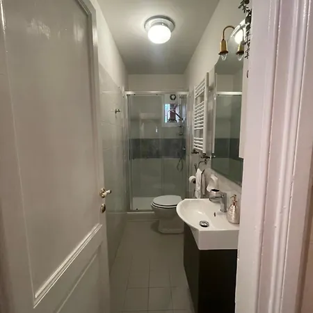 Dama Turati Apartment