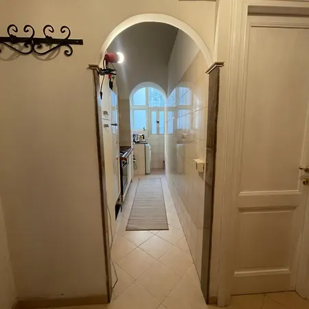Dama Turati Apartment