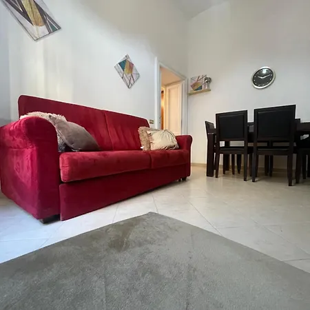 Dama Turati Apartment