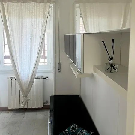 Evasione Apartment *