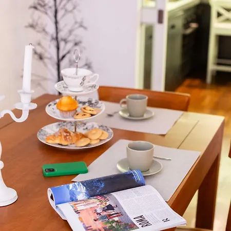 Luxury House Lungaretta - Zeno 50 Apartment Rome