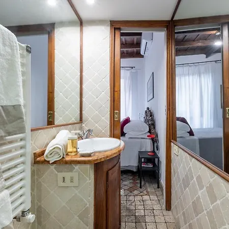 Nostromondo Prestigious 2 Bedrooms Domus In Forum Area