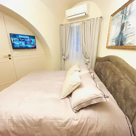 Trithome Apartment