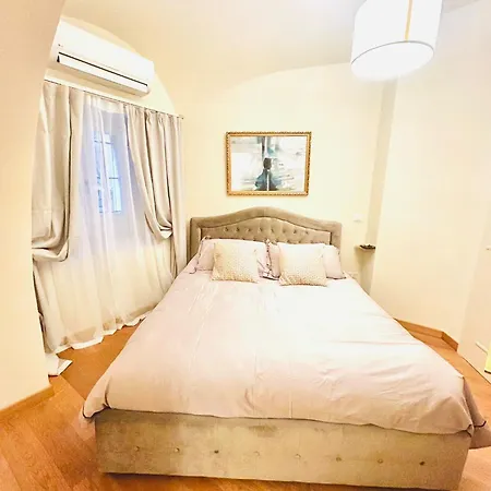 Trithome Apartment