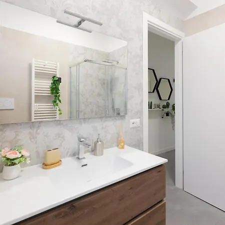 Apartment 15 Minutes From Center & Metro 2 Minutes Rome