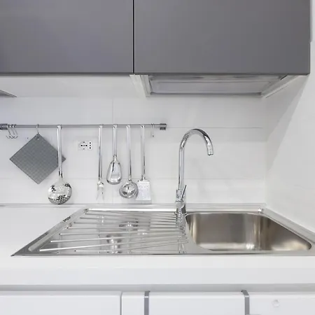 15 Minutes From Center & Metro 2 Minutes Apartment