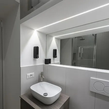 - Garbatella Apartment *