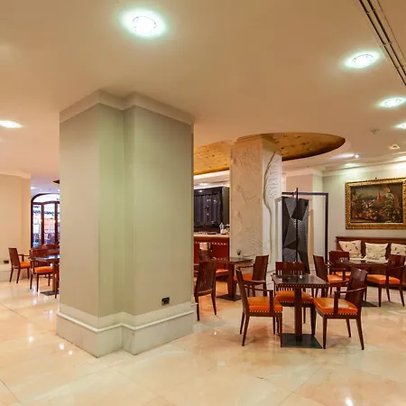 Delle Nazioni Hotell 4*