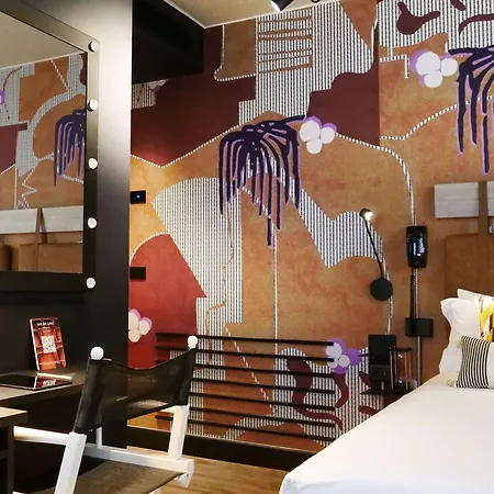 Hotel Mercure Cinecitta 4*