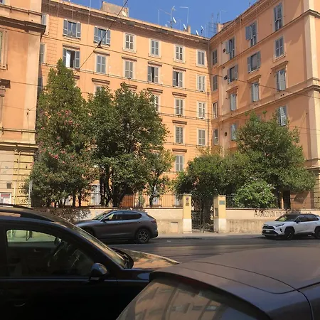 Familial Au Coeur De Rome
