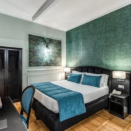Relais Fontana Di Trevi Hotel 3*
