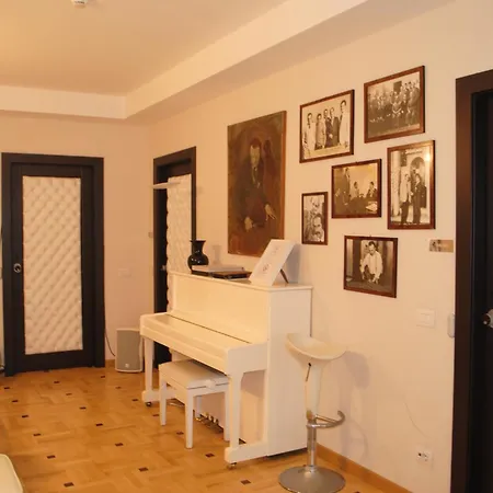 Atelier Musicale * Rome