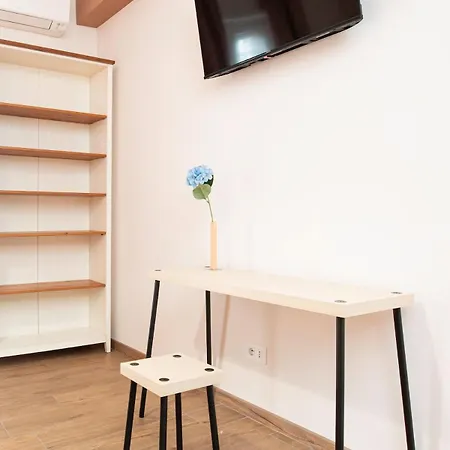 Apartment Comfy&stylish In Rome