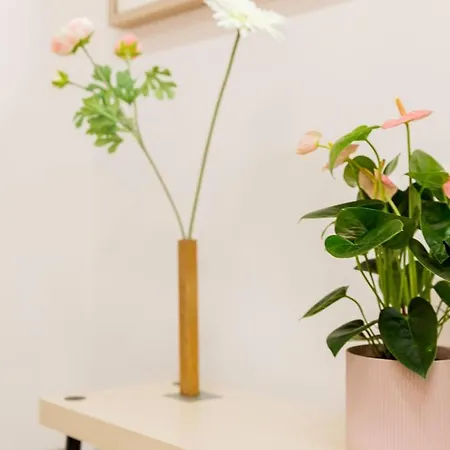 Comfy&stylish In Apartment *
