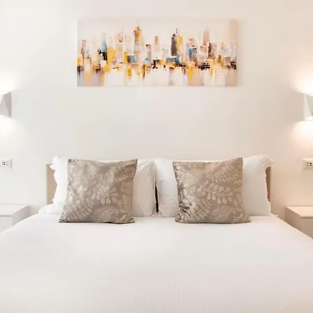 Apartment Luxury & Design Piramide Rome
