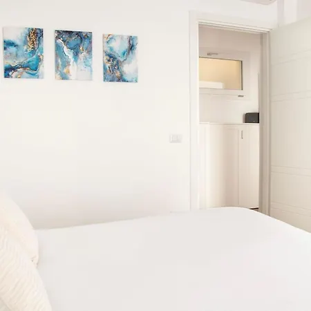 Luxury & Design Piramide Apartment *