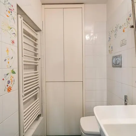 Flat In The Heart Of Vaticancity Apartment