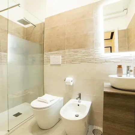 Apartment Near The Pope Stylish Metro A Rome