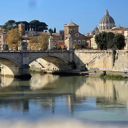 Boutique Pantheon Rome