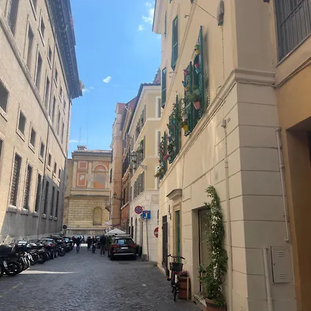 Boutique Pantheon * Rome