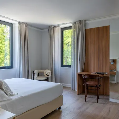 Livia Valeria Palace Apartmanhotel *