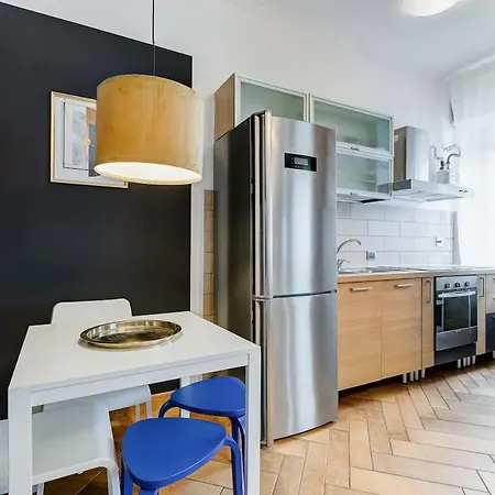 Apartment Ferravilla Apt, 2 Min To Subway!