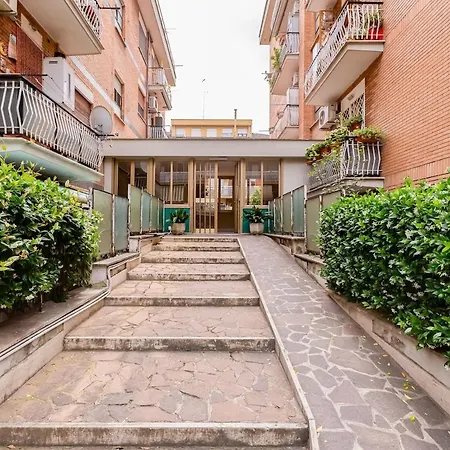 Apartment Ferravilla Apt, 2 Min To Subway! *