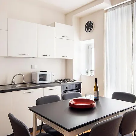 Apartment St Peter Metro At 3 Minutes