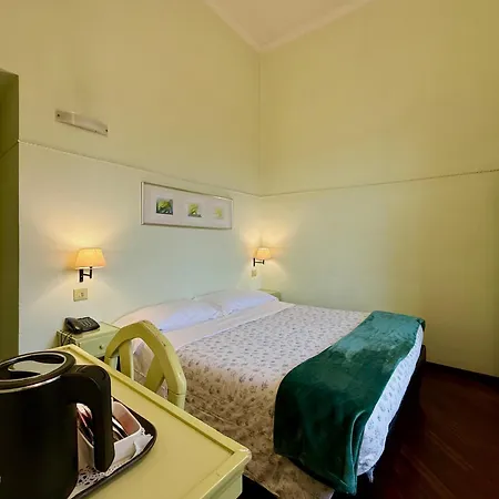 Hotell Lilium Boutique 3*