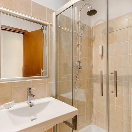 Hotel Garden Area Eur 4*