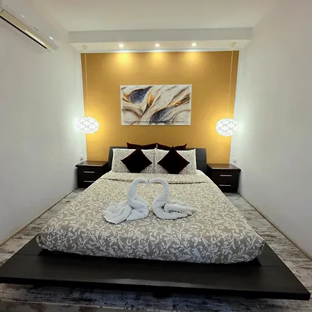 Appia Avenue 639 Гостевой дом Рим