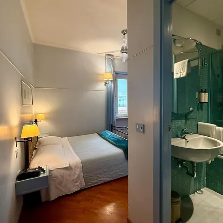 Hotell Lilium Boutique 3*