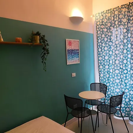 Apartment Colosseum Flat Blue