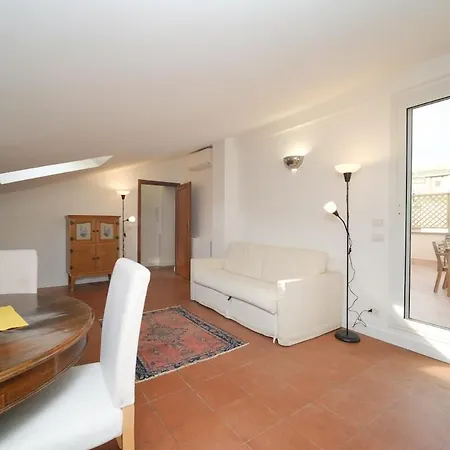 Apartment Juan&elisa Trevi By Buddyrent *
