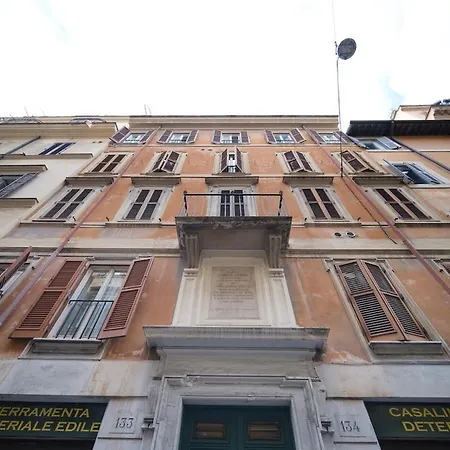 Apartment Juan&elisa Trevi By Buddyrent Rome