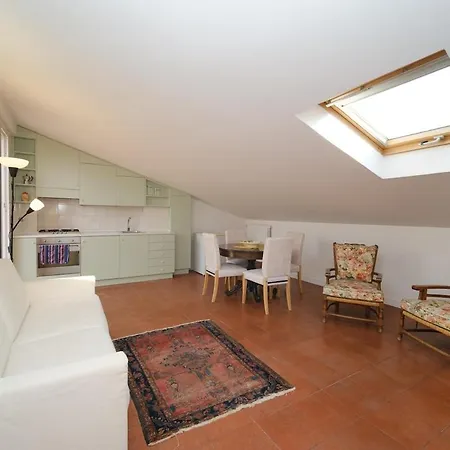 Apartment Juan&elisa Trevi By Buddyrent *