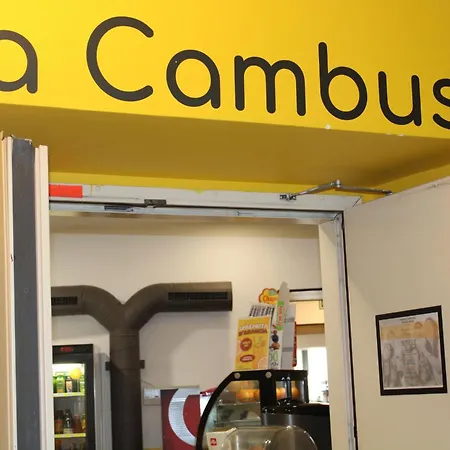 罗马斯科特中心酒店 旅馆 *