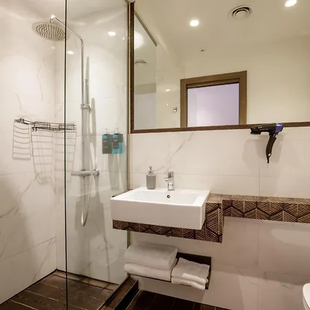 Corso Grand 4* Rome