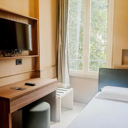 Hotel The B Place