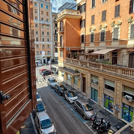 Apartment Vivirome - 2 Bedrooms - San Giovanni *