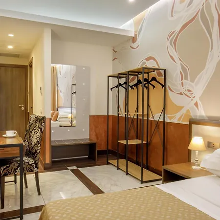 Corso Grand Bed & Breakfast 4*