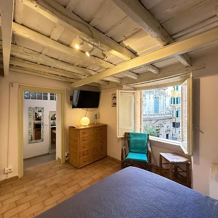 Portoghesi Apartment *
