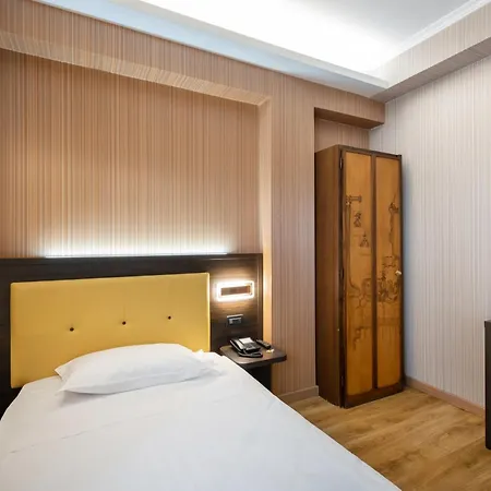 Santa Prisca Hotel Rome