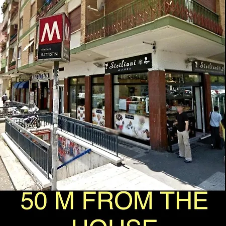 Apartment Metro A