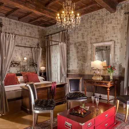 The At The Forum Luxury Collection - The At The Forum Roma